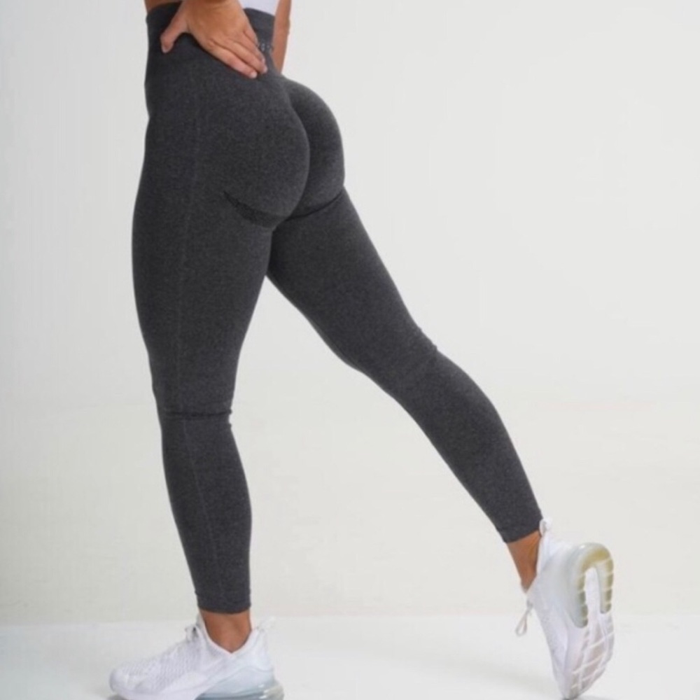 🆕NVGTN |  Seamless contour leggings